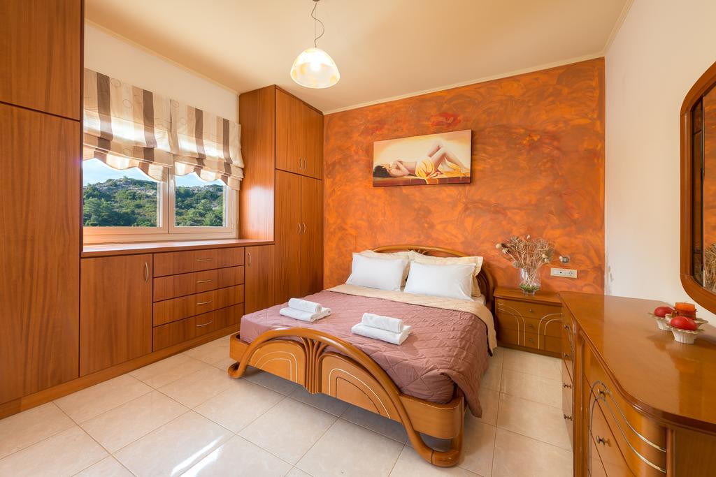 יאליסוס Natura House מראה חיצוני תמונה